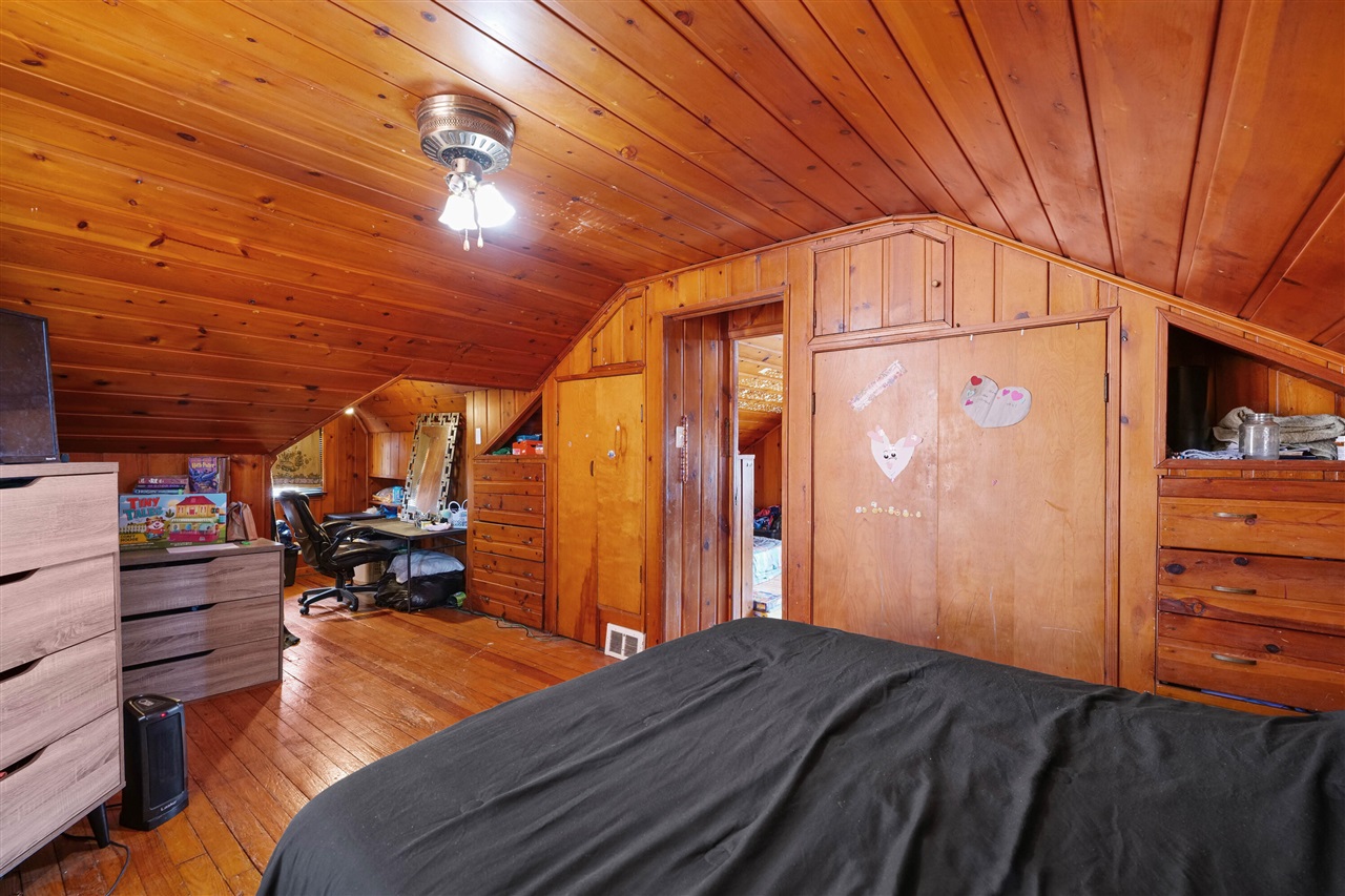 12261 Lansdowne Street, Detroit, MI, 48224-1045