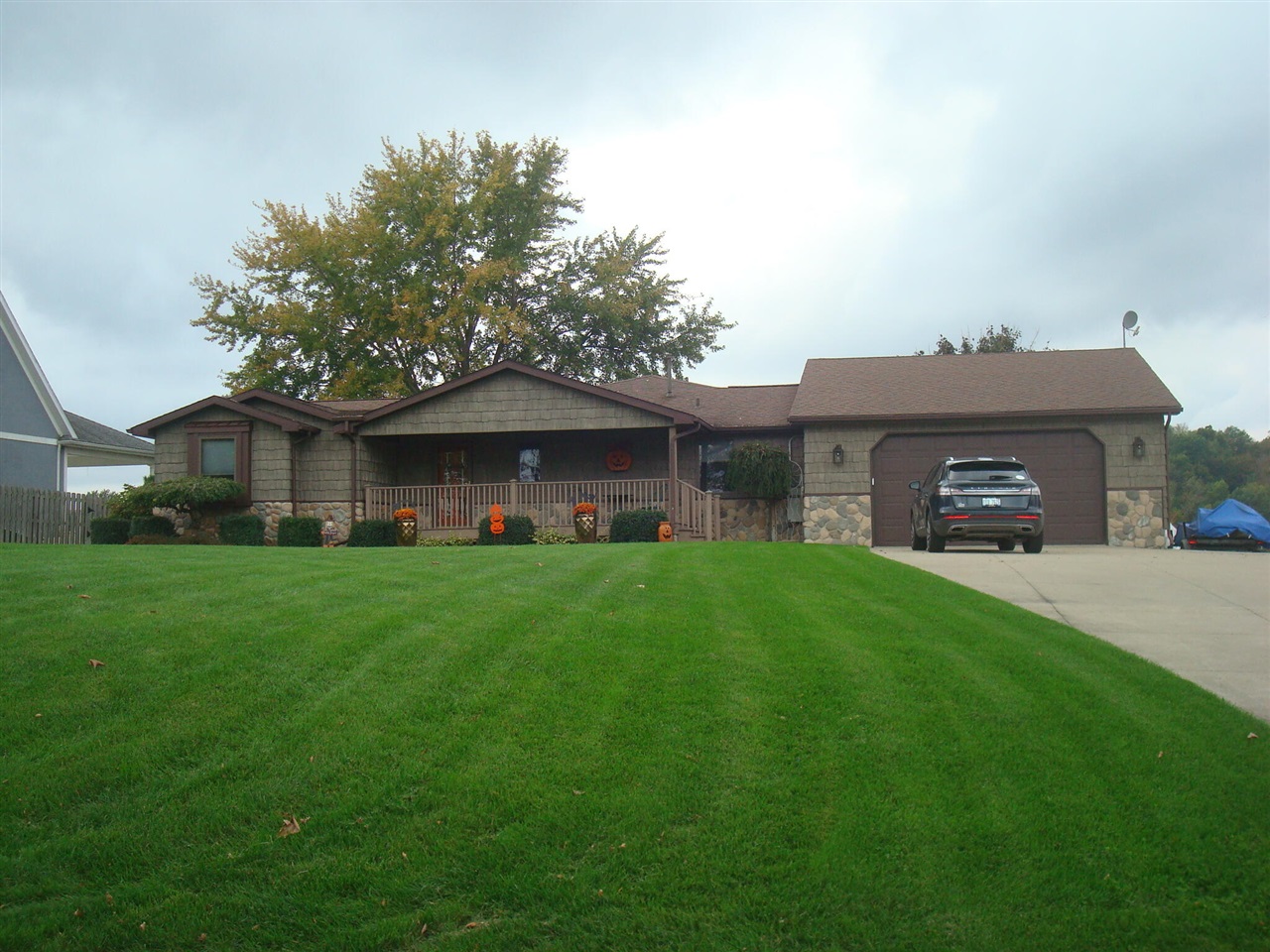 14600 W Diane Drive, Camden, MI, 49232-9553