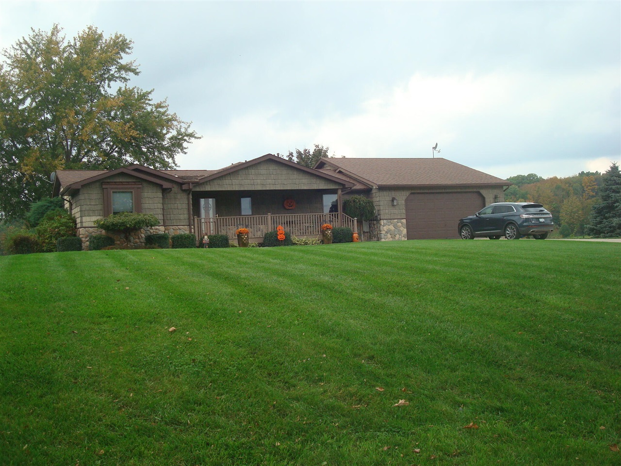 14600 W Diane Drive, Camden, MI, 49232-9553