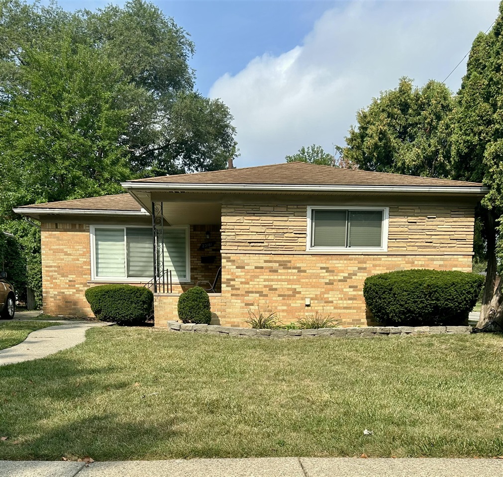 Photo 2 of Single family home for sale at 23181 Parklawn St, Oak Park, MI 48237 | MLS# 70517104 | Listing updated on 2026-09-04