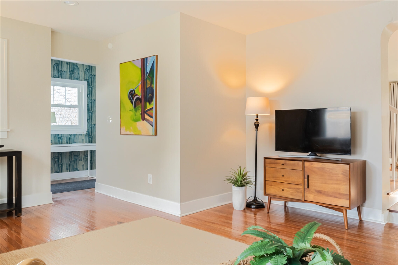 287 Arthur Street, Plymouth, MI, 48170-1120