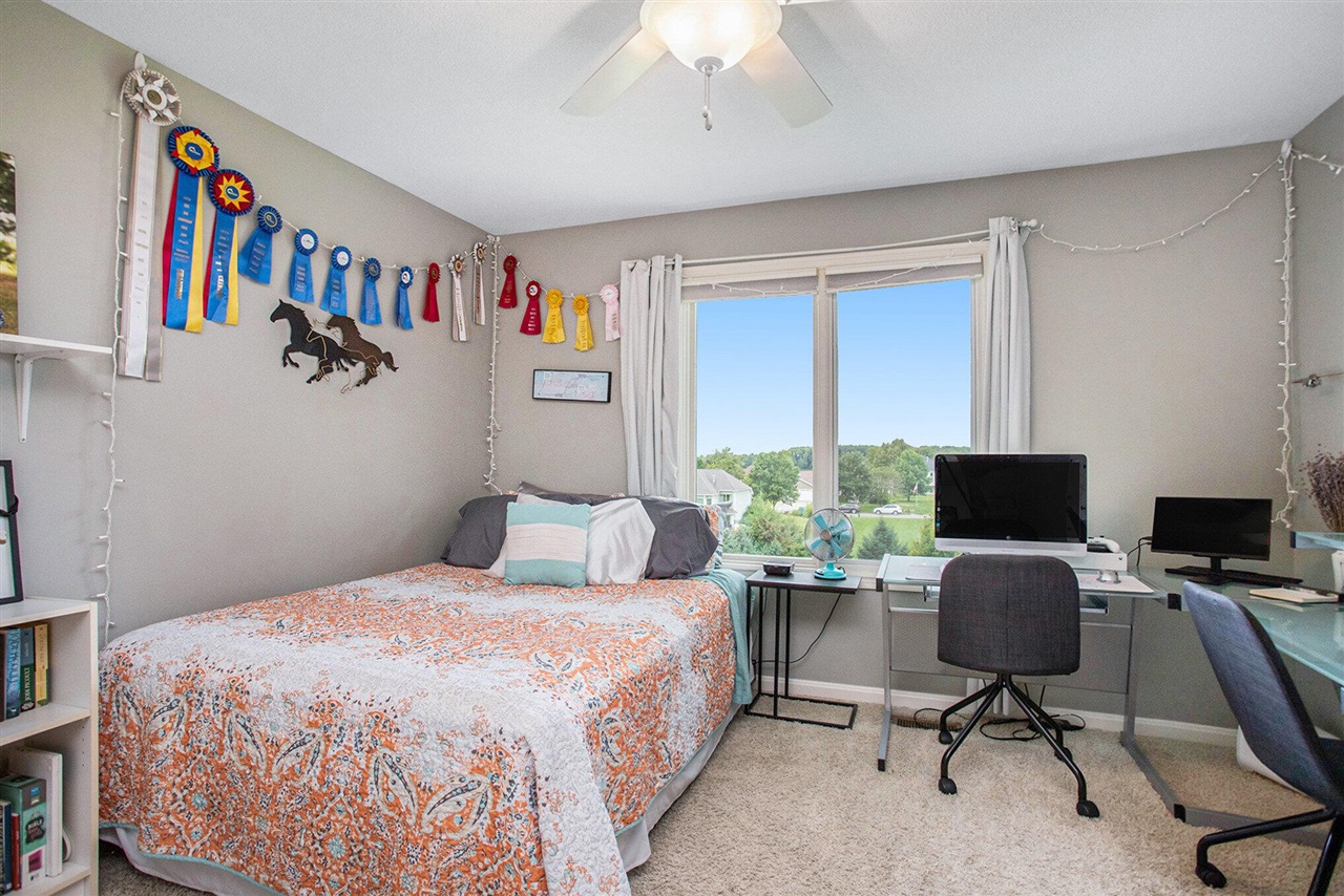 370 Bishop Avenue photo 25