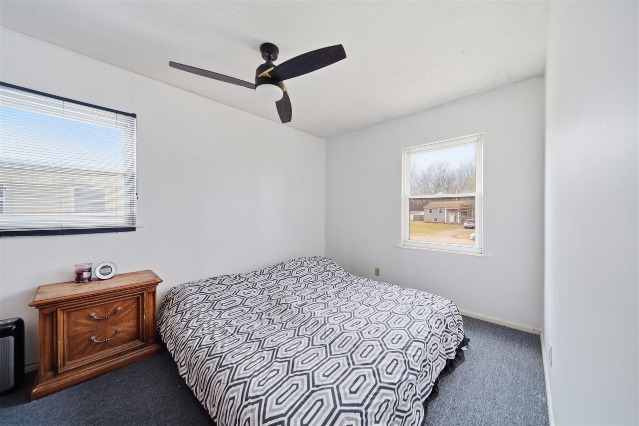 Jackson, MI, 49201-8814