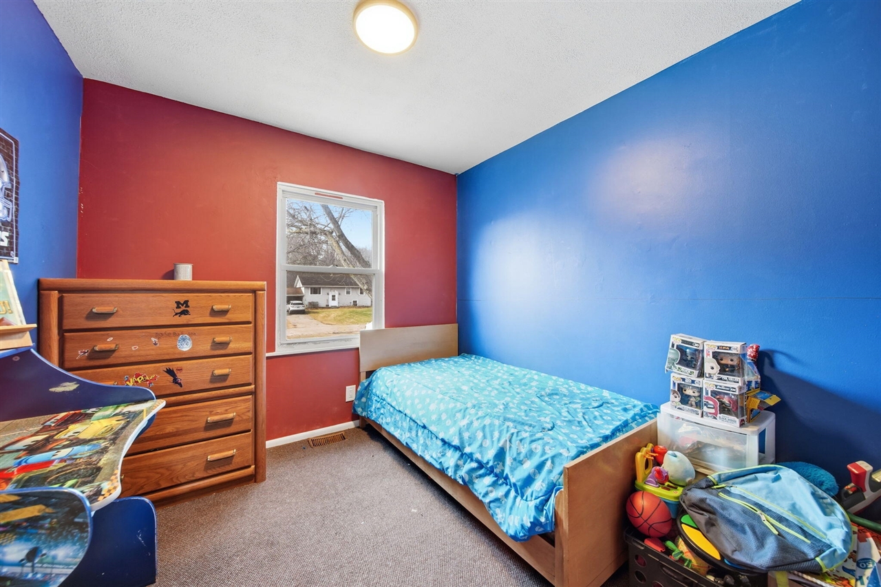 Jackson, MI, 49201-8814