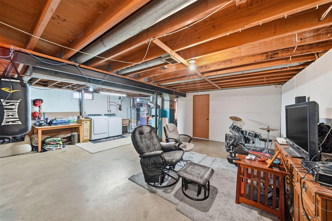 Jackson, MI, 49201-8814