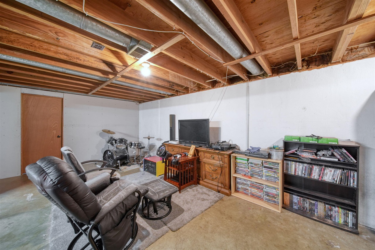 Jackson, MI, 49201-8814