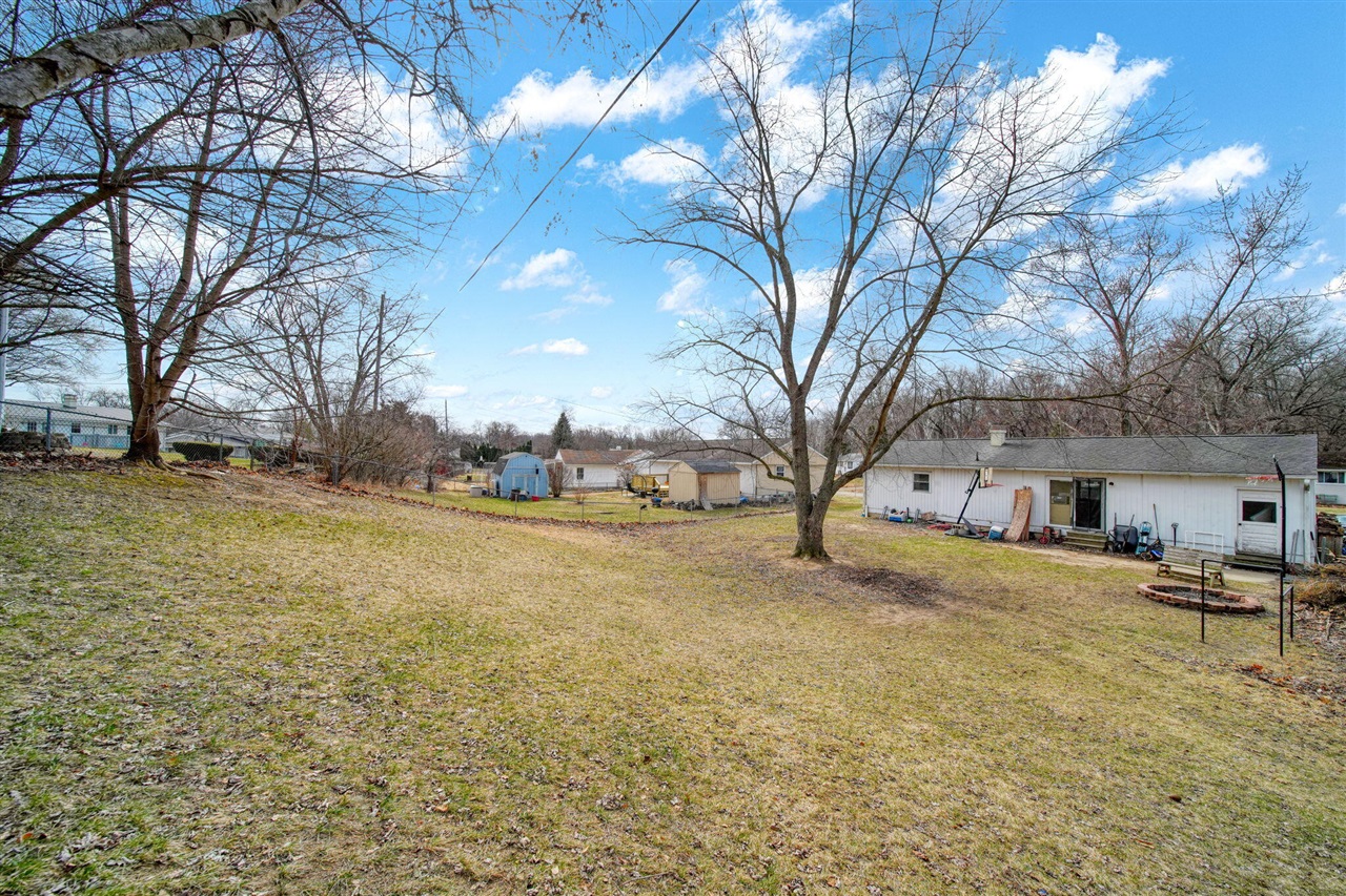 Jackson, MI, 49201-8814