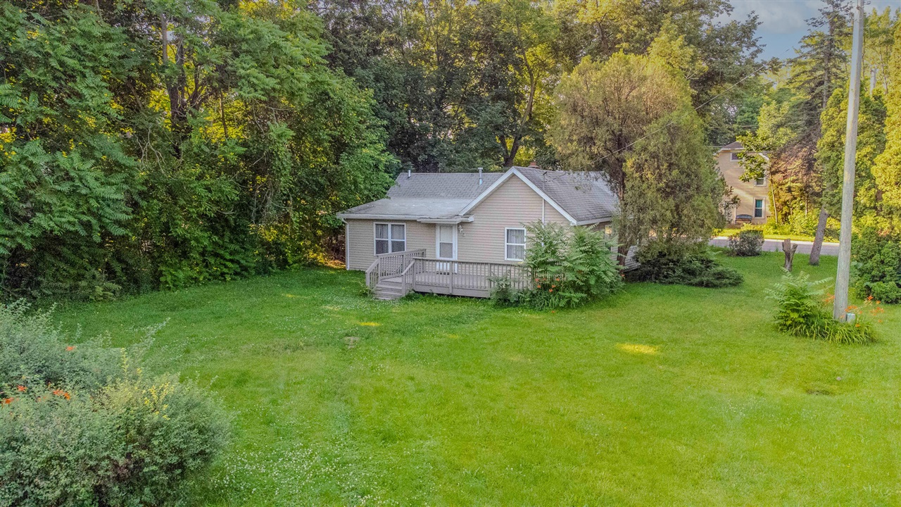 1st image of 5935 Sawyer Rd, Sawyer, MI 49125 | MLS# 70517121