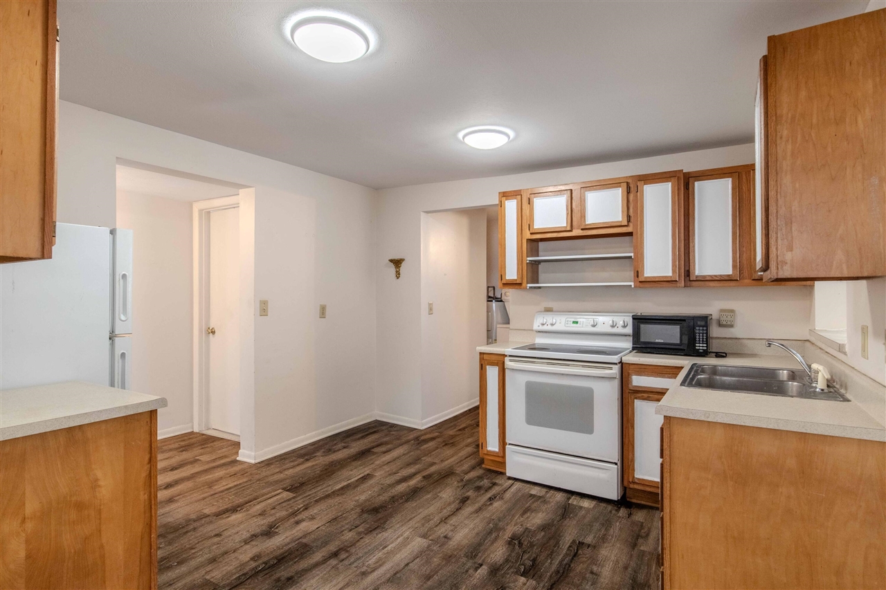 5935 Sawyer Road, Sawyer, MI, 49125-9342