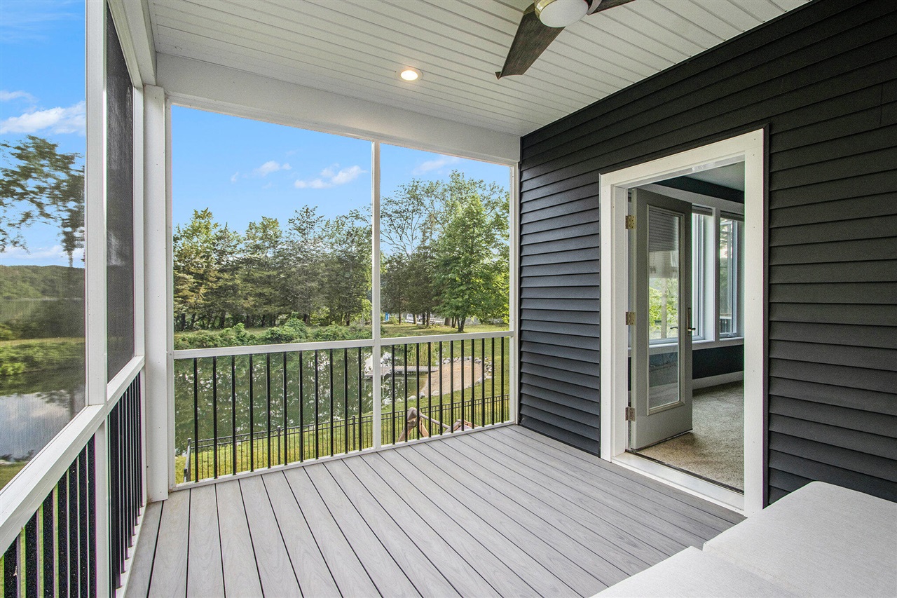 3589 Shoreline Drive, Allegan, MI, 49010-9495