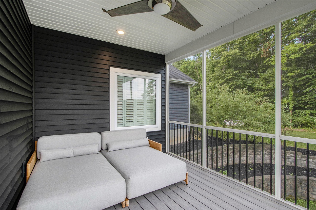 3589 Shoreline Drive, Allegan, MI, 49010-9495