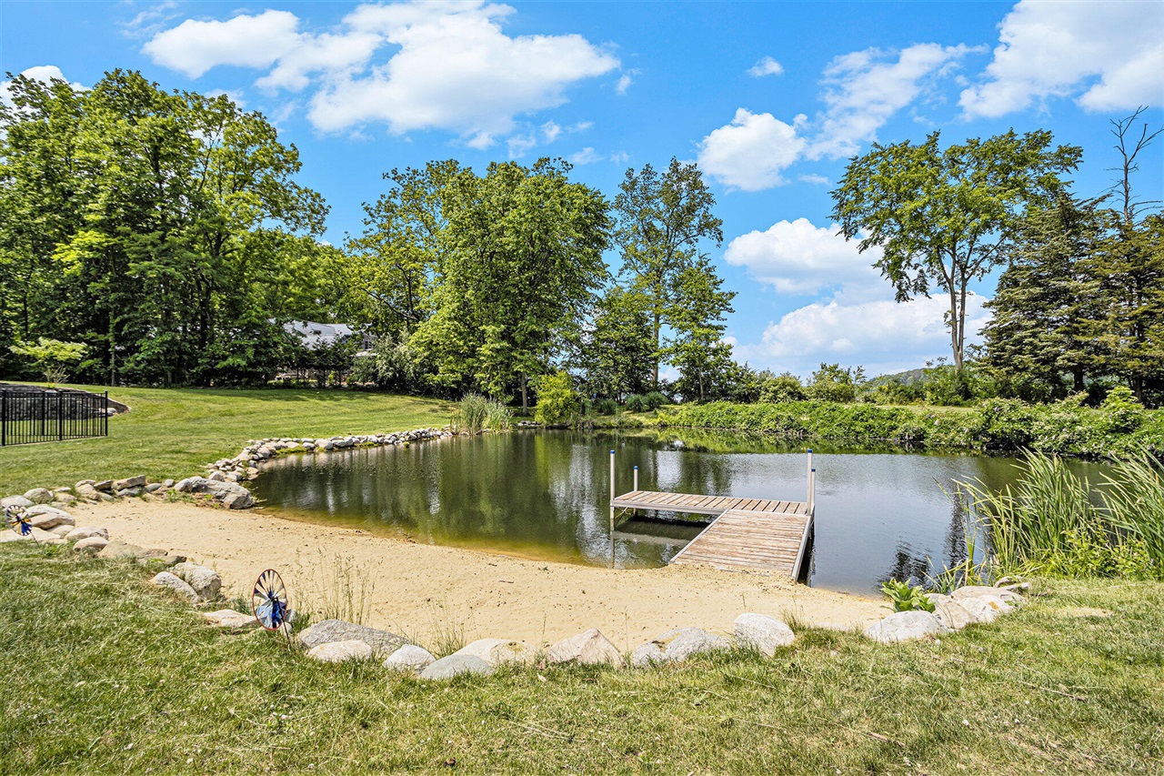 3589 Shoreline Drive, Allegan, MI, 49010-9495