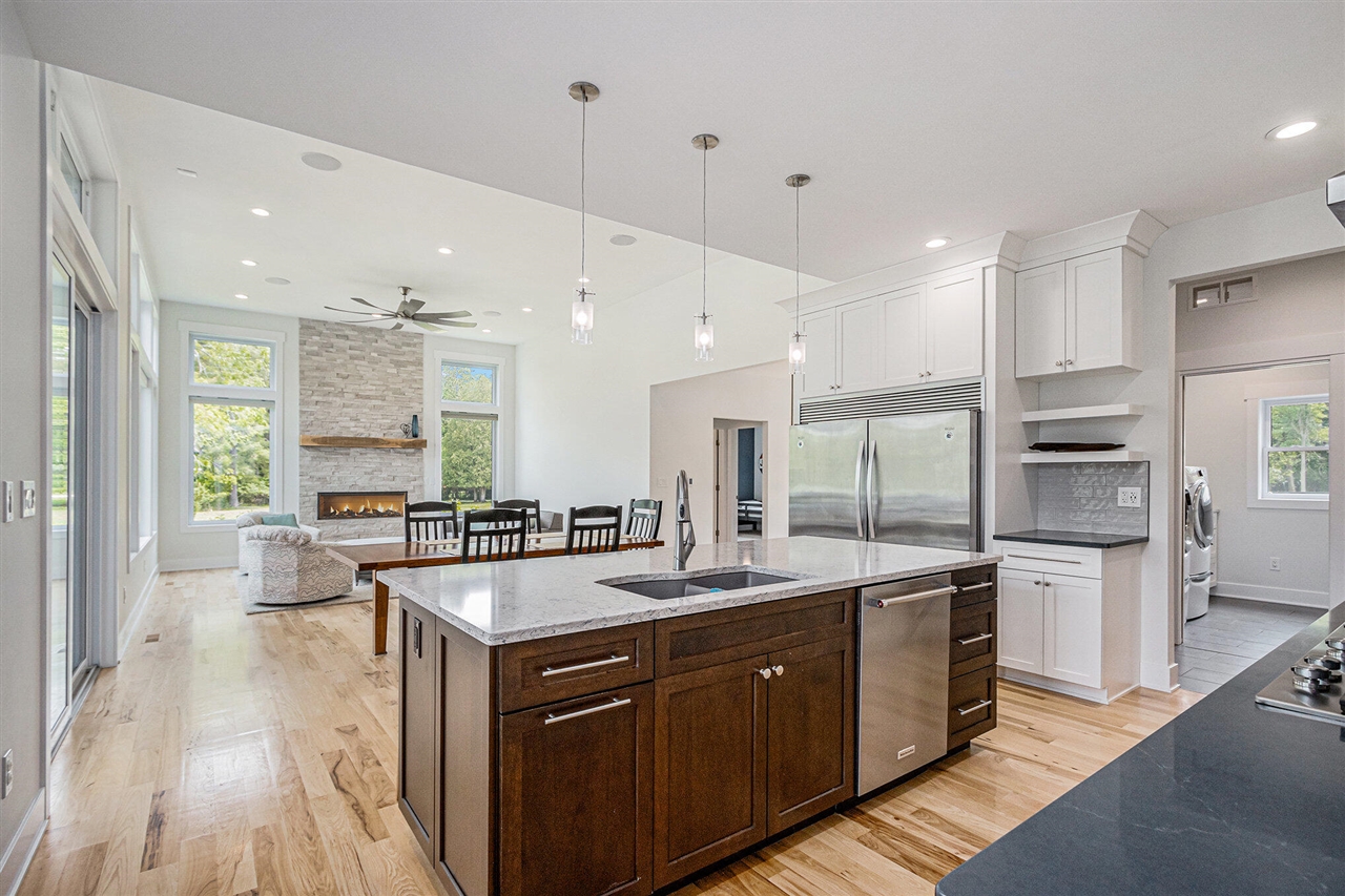 3589 Shoreline Drive, Allegan, MI, 49010-9495