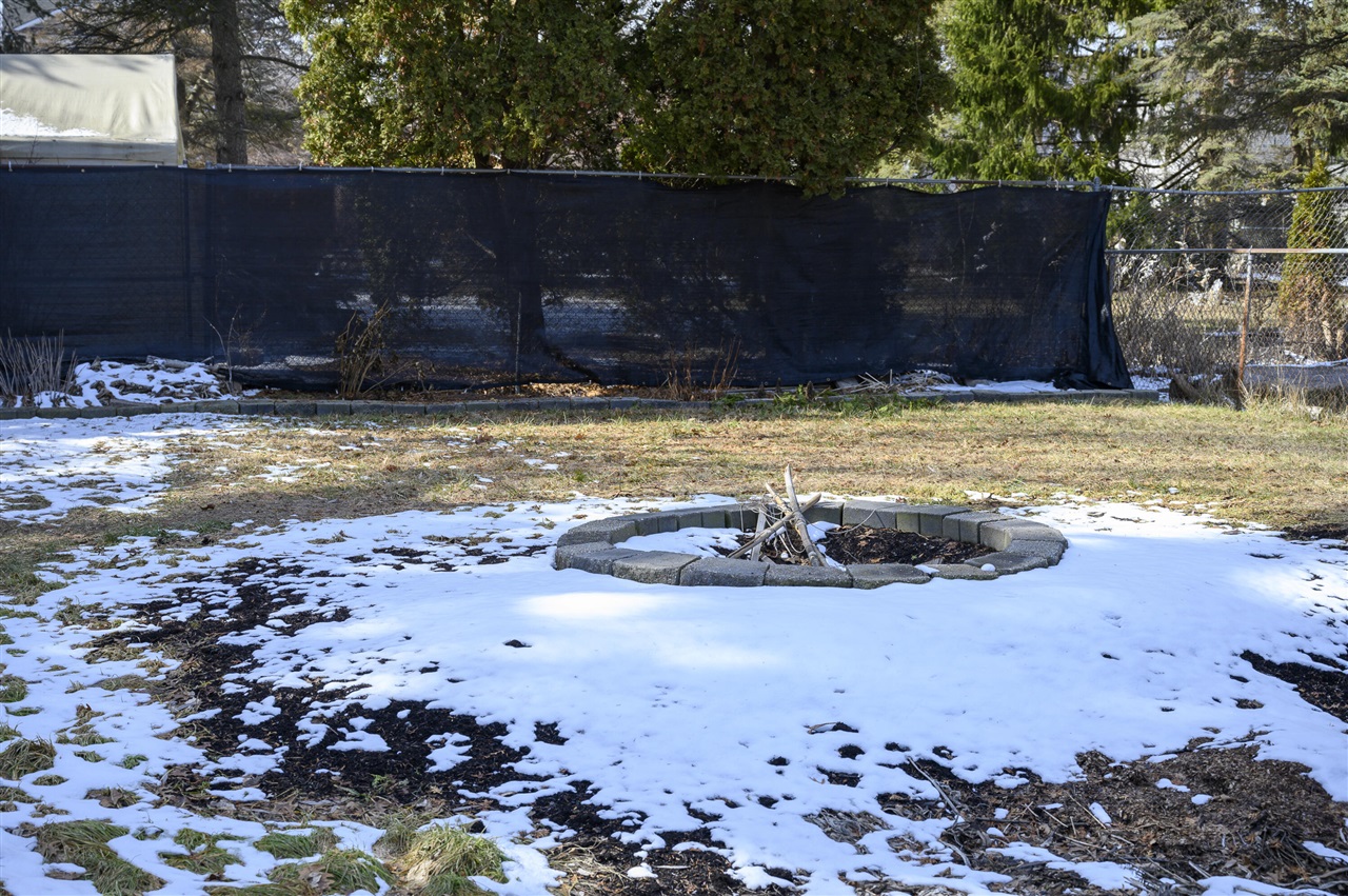 335 Laprairie Street, Ferndale, MI, 48220-3212