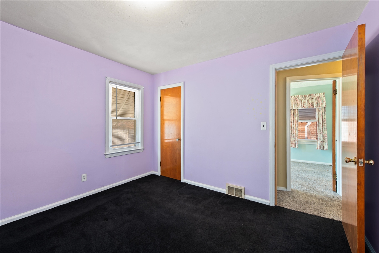 335 Laprairie Street, Ferndale, MI, 48220-3212