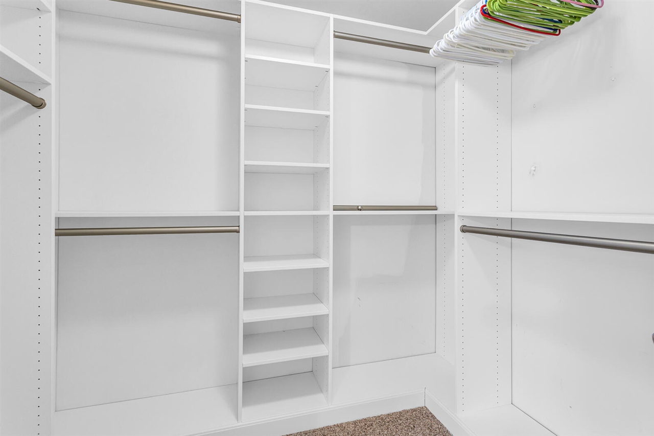 4009 Magnolia Parkway, Jackson, MI, 49201-8174