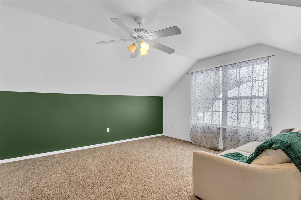 4009 Magnolia Parkway, Jackson, MI, 49201-8174