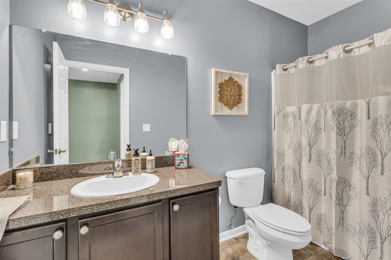 4009 Magnolia Parkway, Jackson, MI, 49201-8174