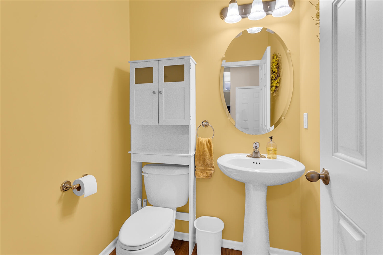 4009 Magnolia Parkway, Jackson, MI, 49201-8174