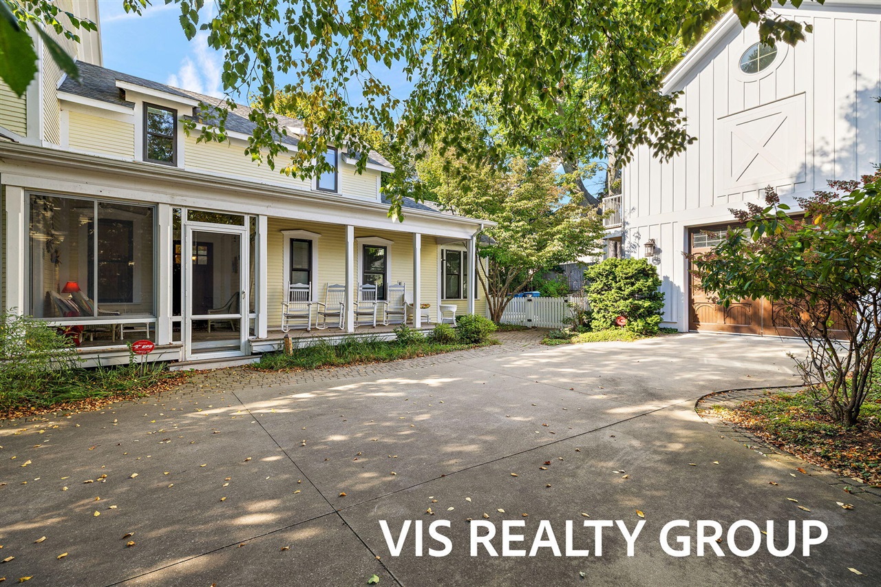 415 Howard Avenue, Grand Haven, MI, 49417