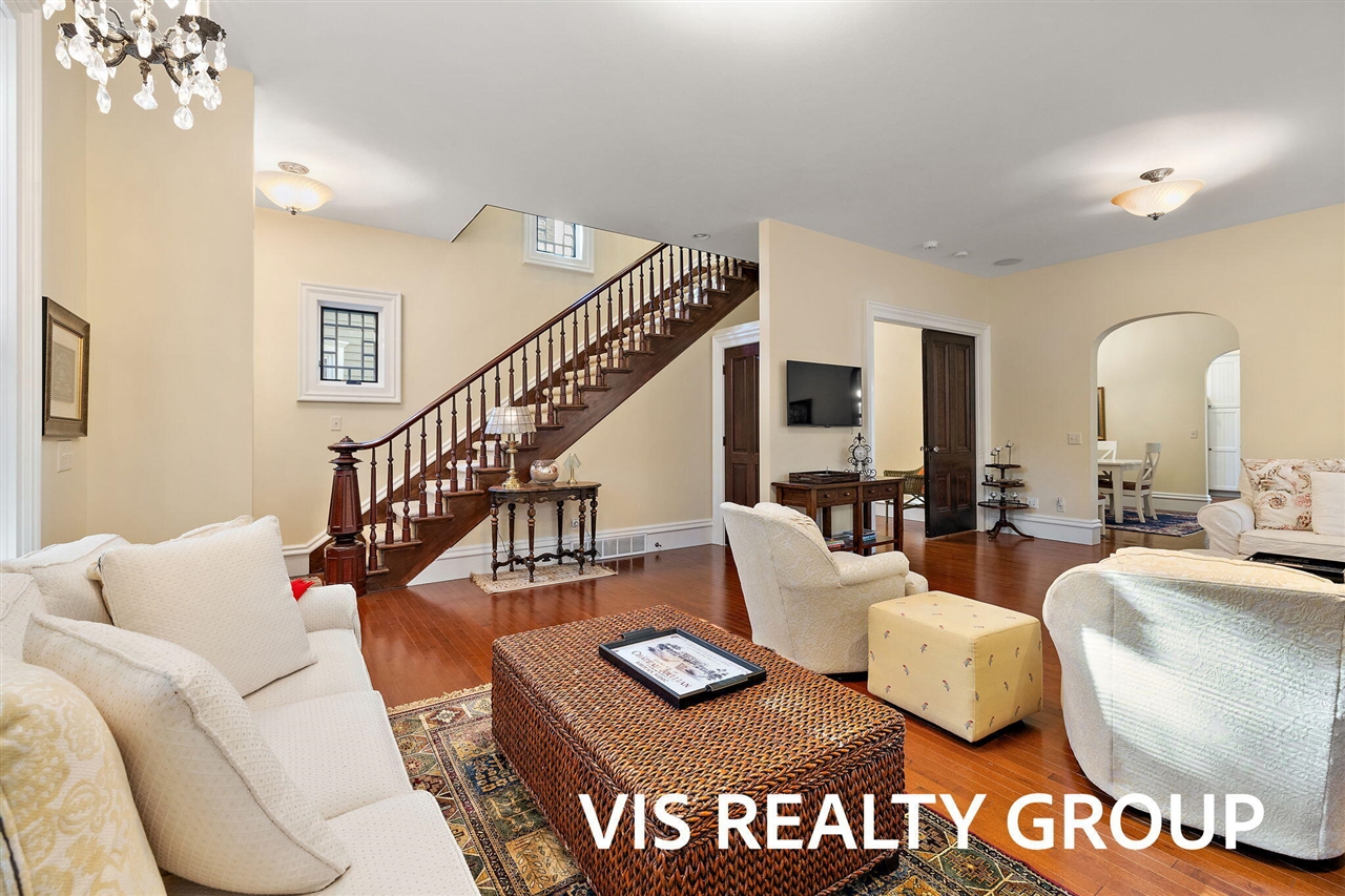 415 Howard Avenue, Grand Haven, MI, 49417