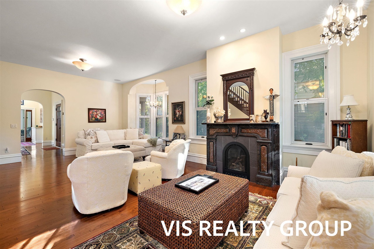 415 Howard Avenue, Grand Haven, MI, 49417