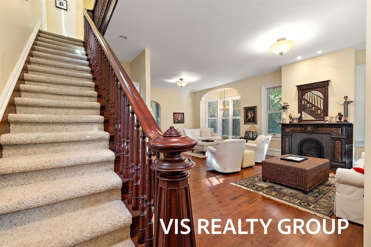 415 Howard Avenue, Grand Haven, MI, 49417