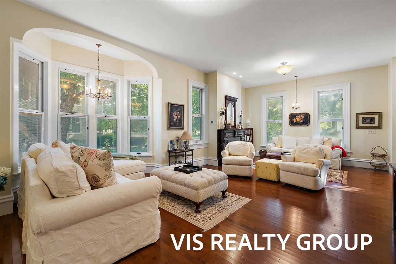 415 Howard Avenue, Grand Haven, MI, 49417