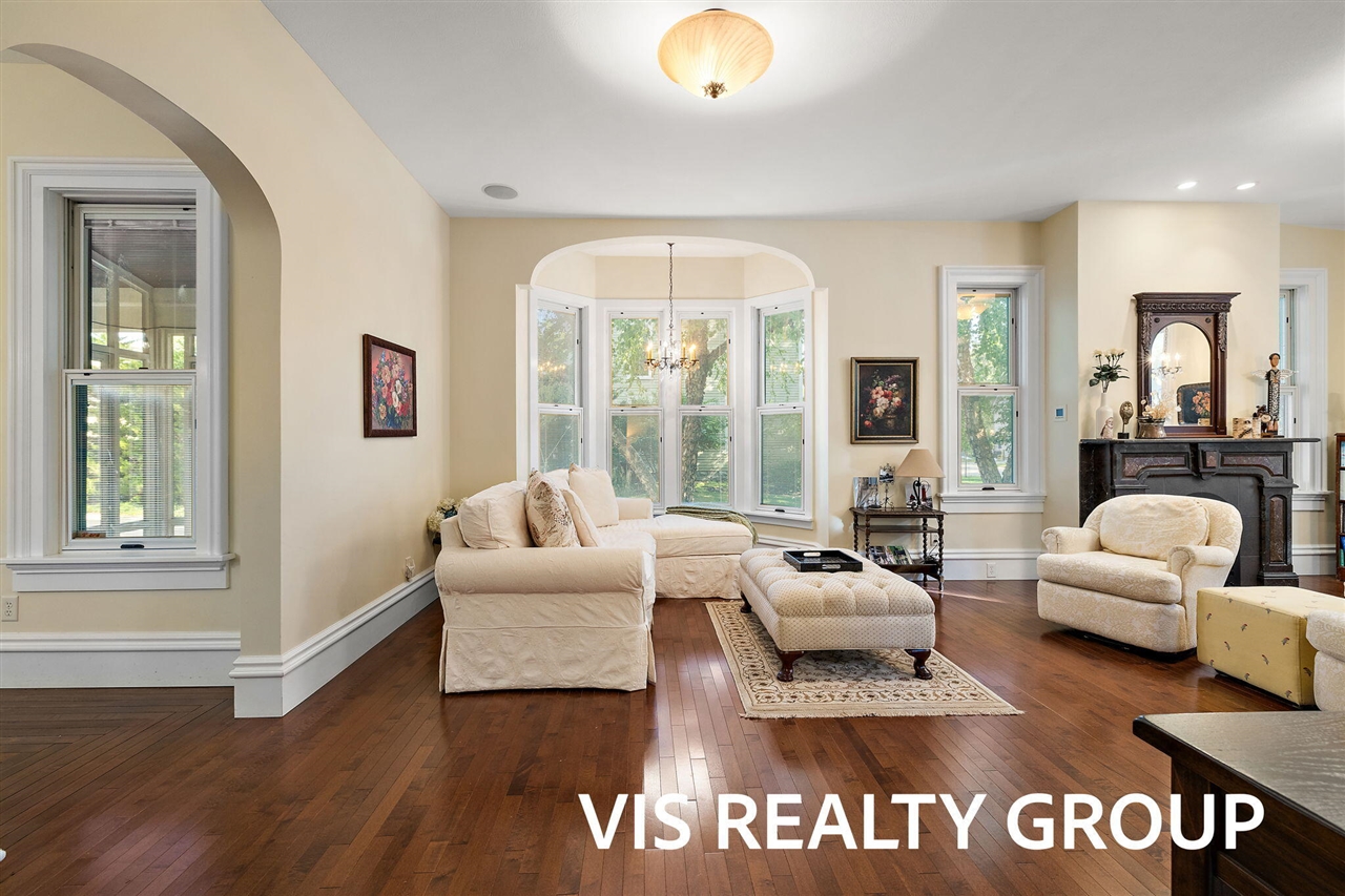 415 Howard Avenue, Grand Haven, MI, 49417