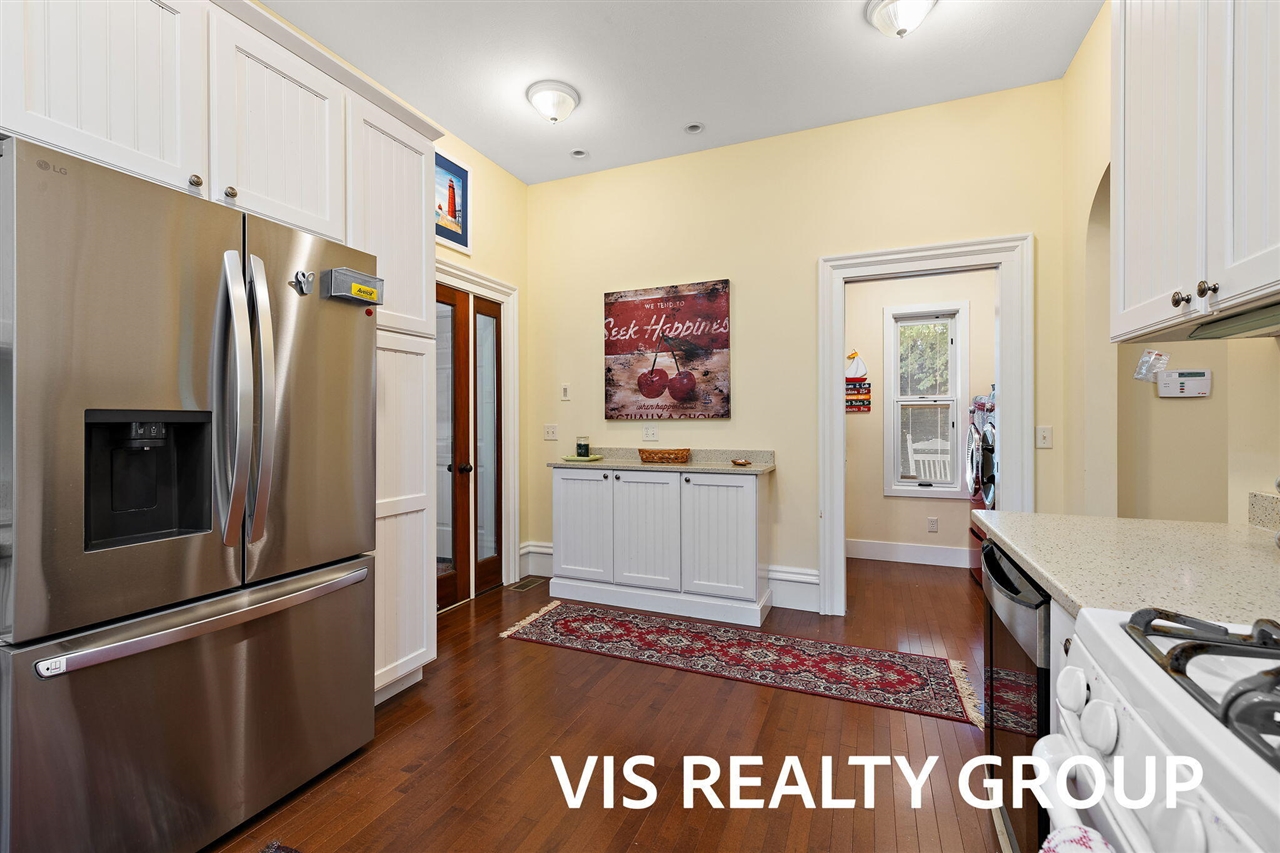 415 Howard Avenue, Grand Haven, MI, 49417