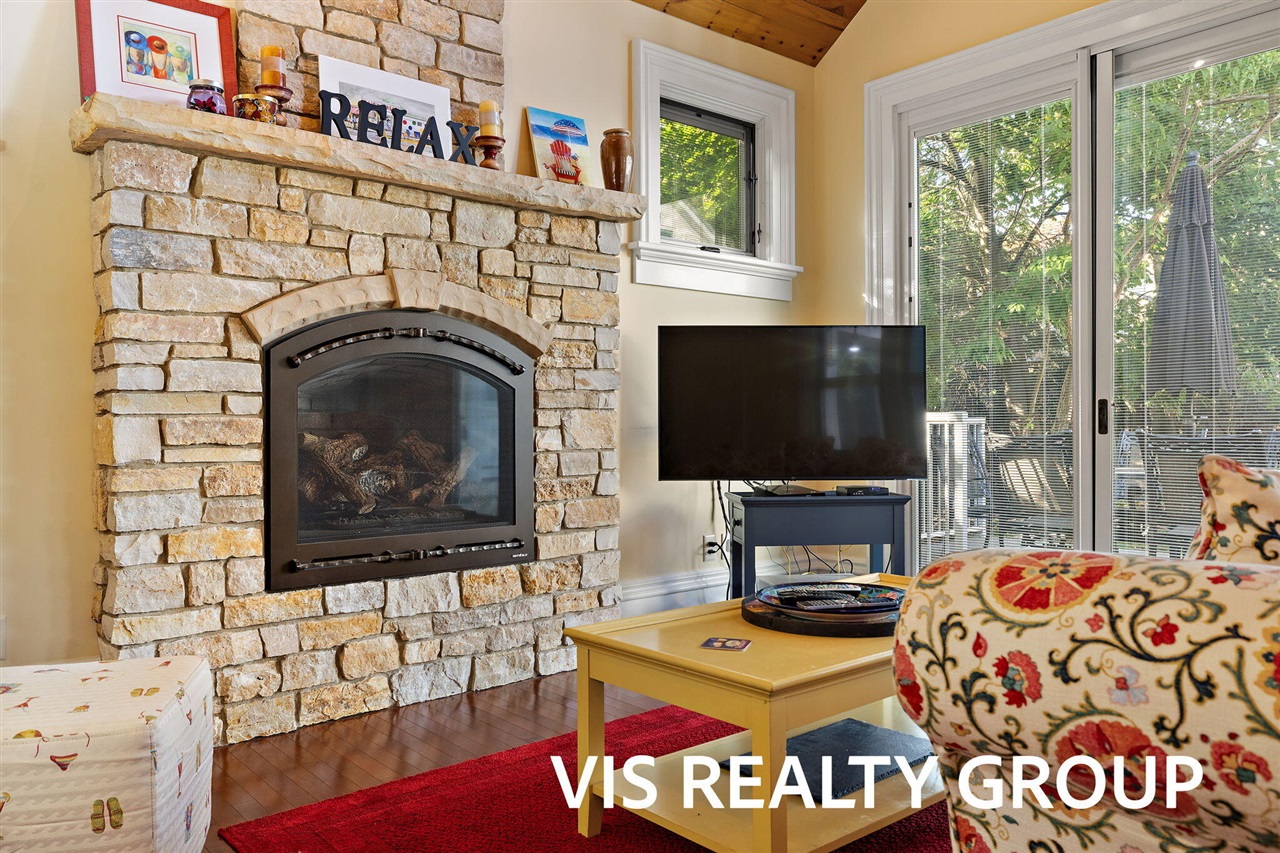 415 Howard Avenue, Grand Haven, MI, 49417