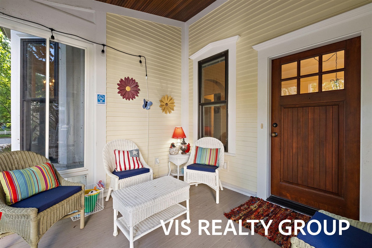 415 Howard Avenue, Grand Haven, MI, 49417