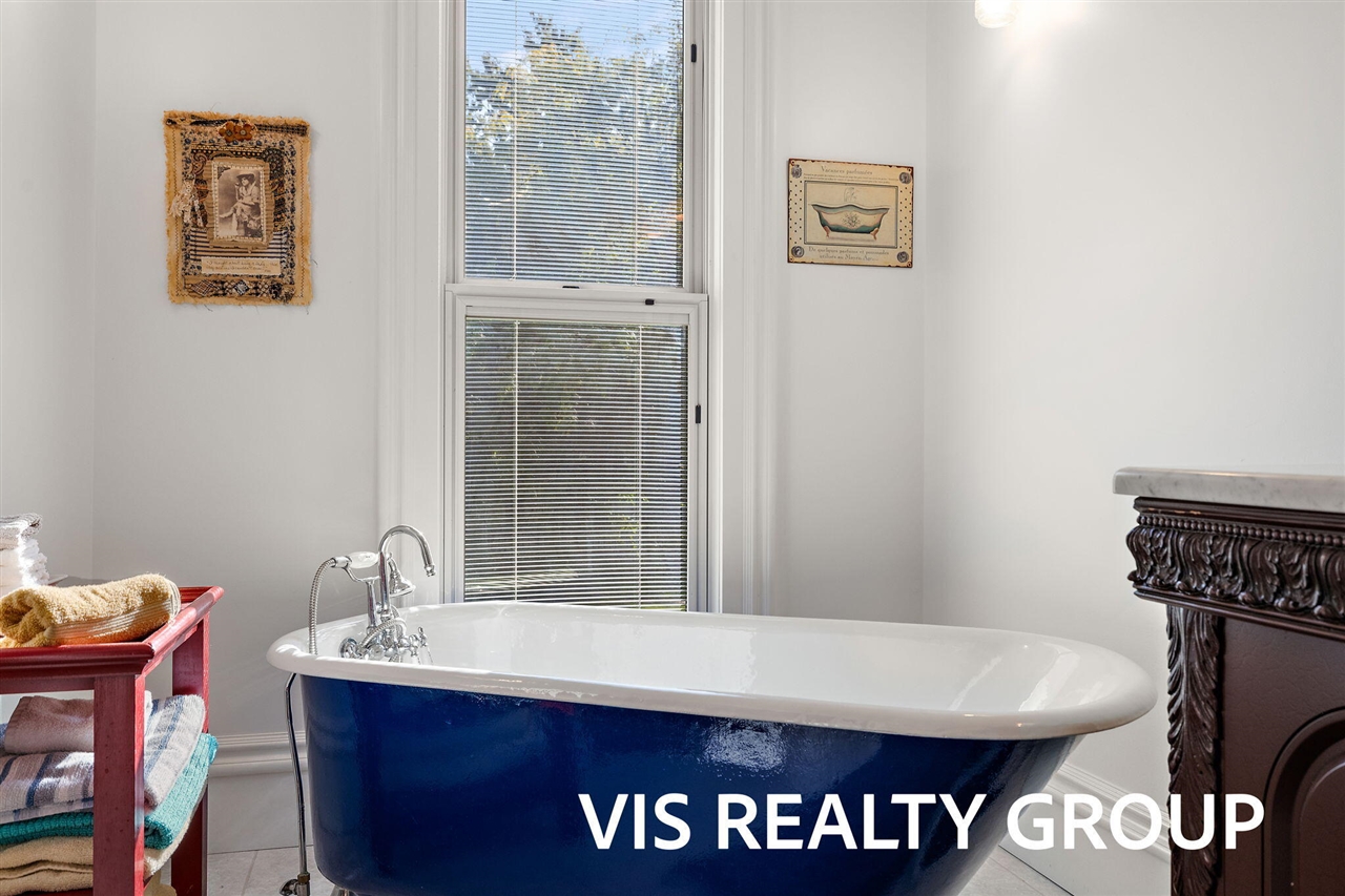 415 Howard Avenue, Grand Haven, MI, 49417