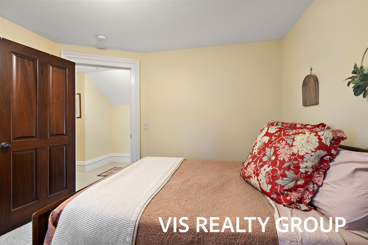 415 Howard Avenue, Grand Haven, MI, 49417