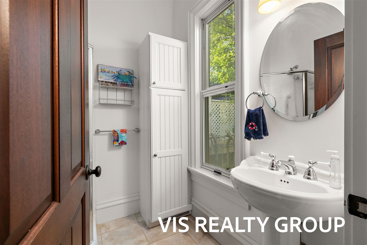 415 Howard Avenue, Grand Haven, MI, 49417