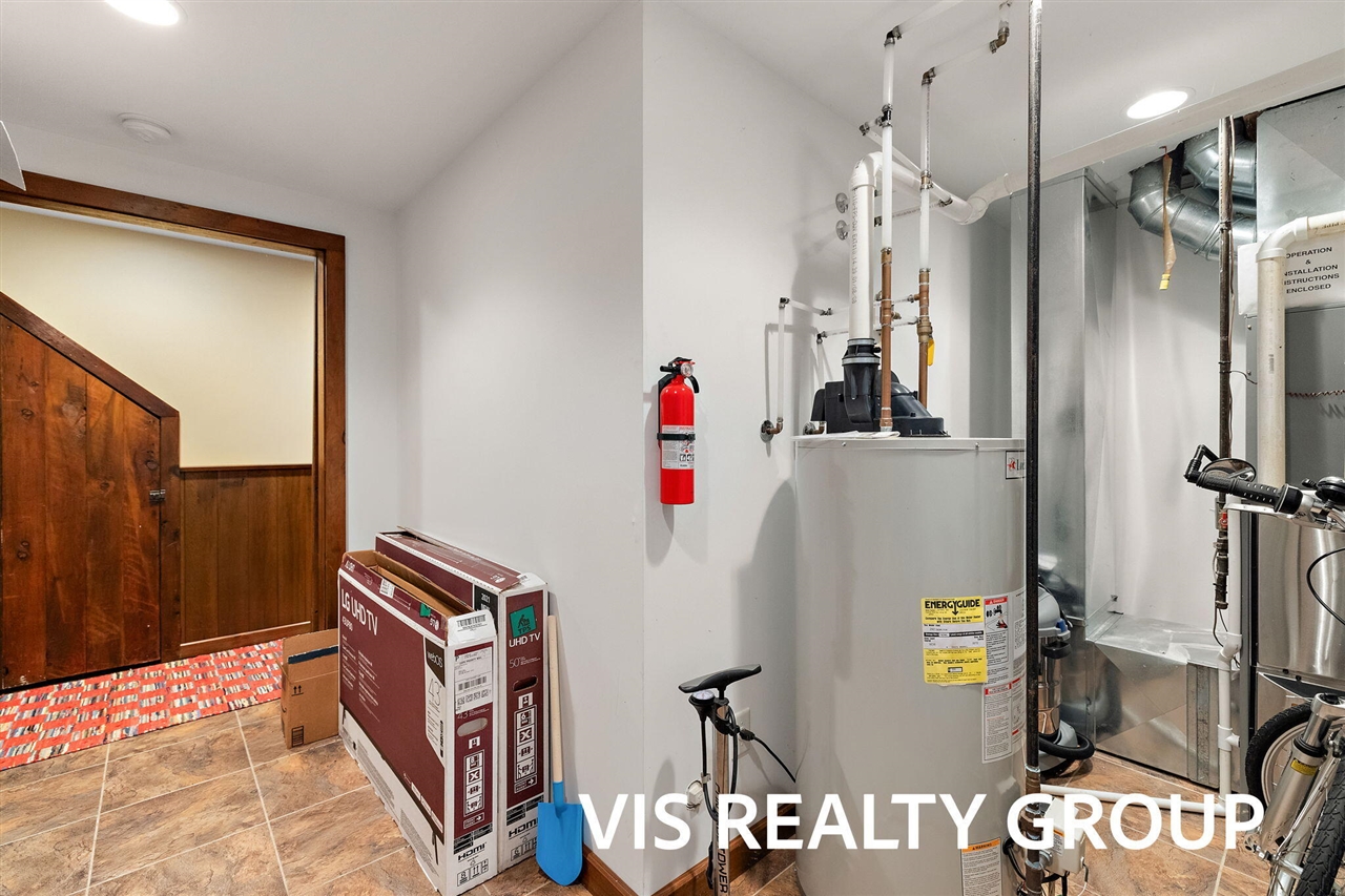 415 Howard Avenue, Grand Haven, MI, 49417