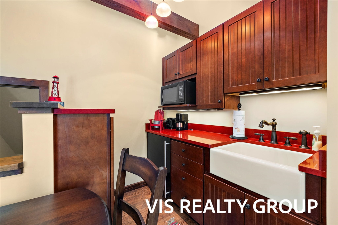 415 Howard Avenue, Grand Haven, MI, 49417