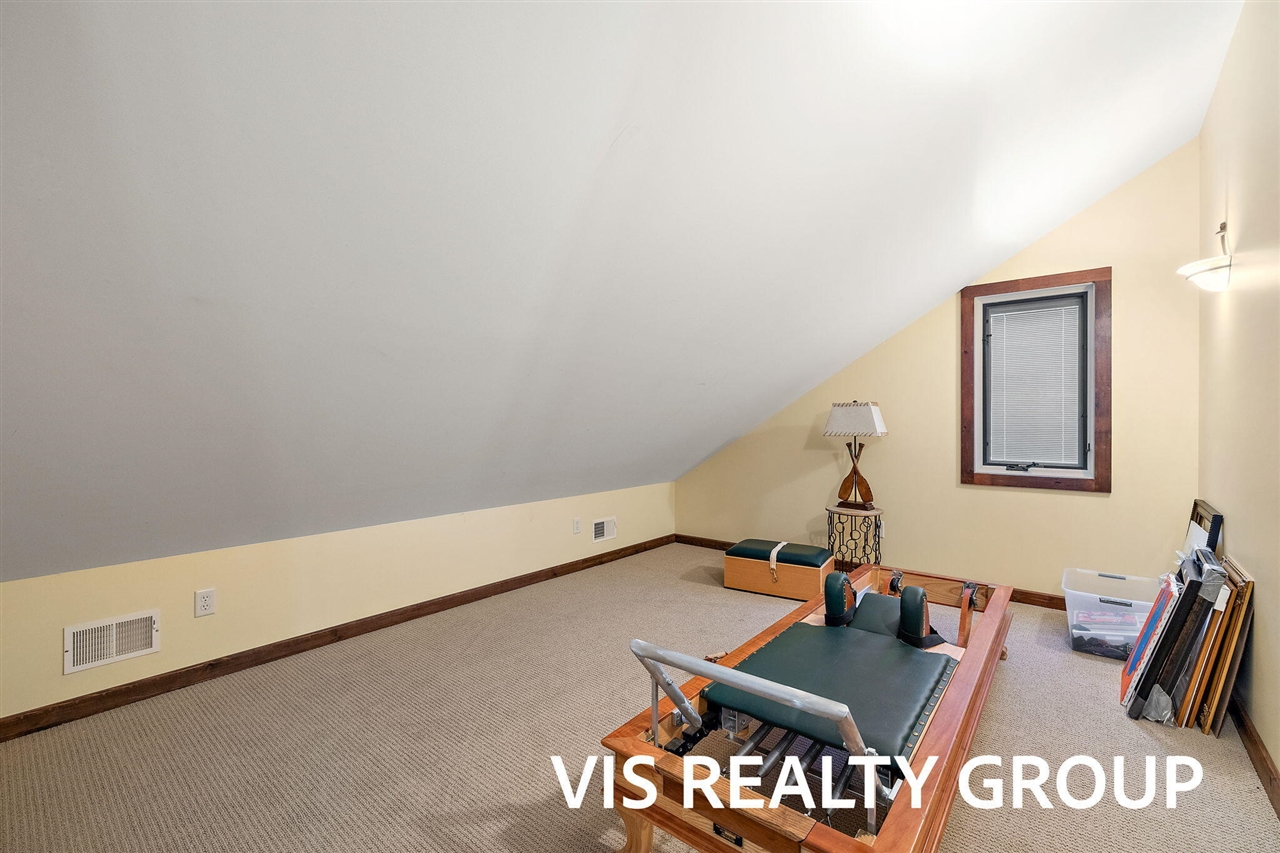 415 Howard Avenue, Grand Haven, MI, 49417