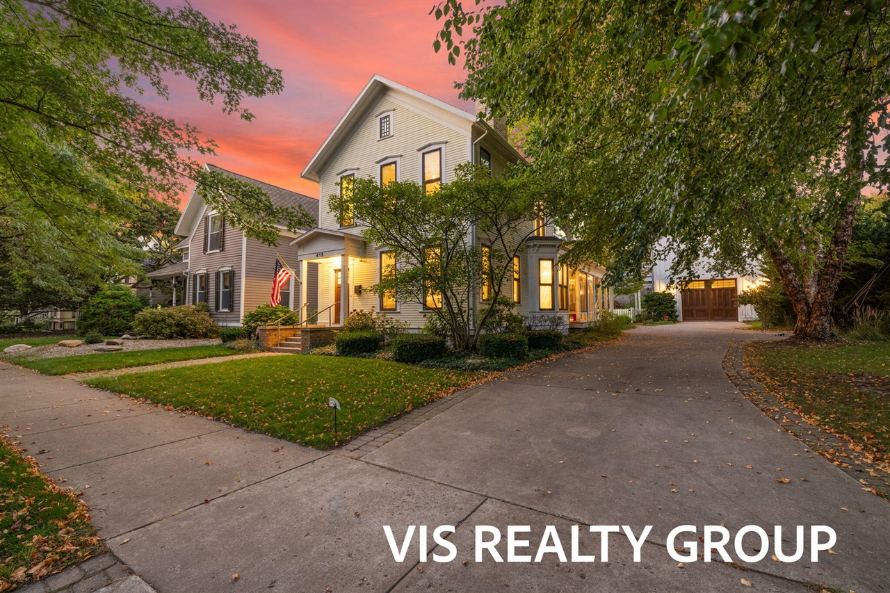 415 Howard Avenue, Grand Haven, MI, 49417