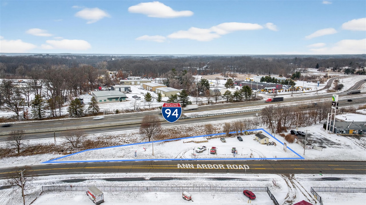 6006 Ann Arbor Road, Jackson, MI, 49201-8884