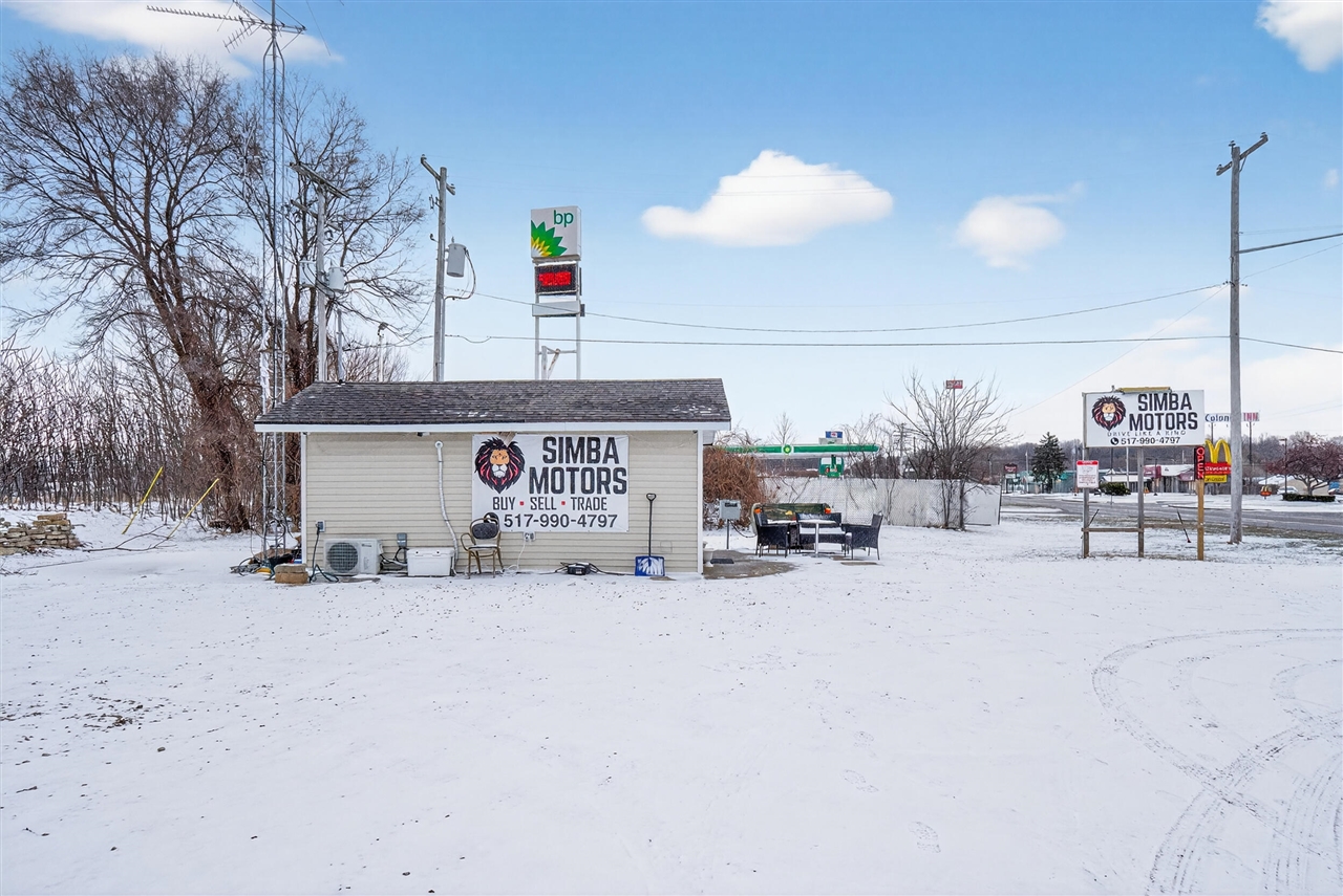 6006 Ann Arbor Road, Jackson, MI, 49201-8884
