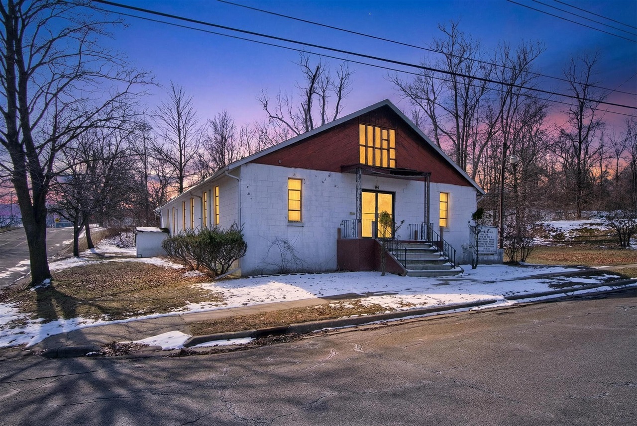 345 E High Street, Jackson, MI, 49203-3262