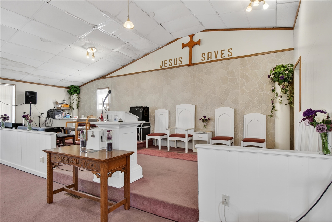 345 E High Street, Jackson, MI, 49203-3262