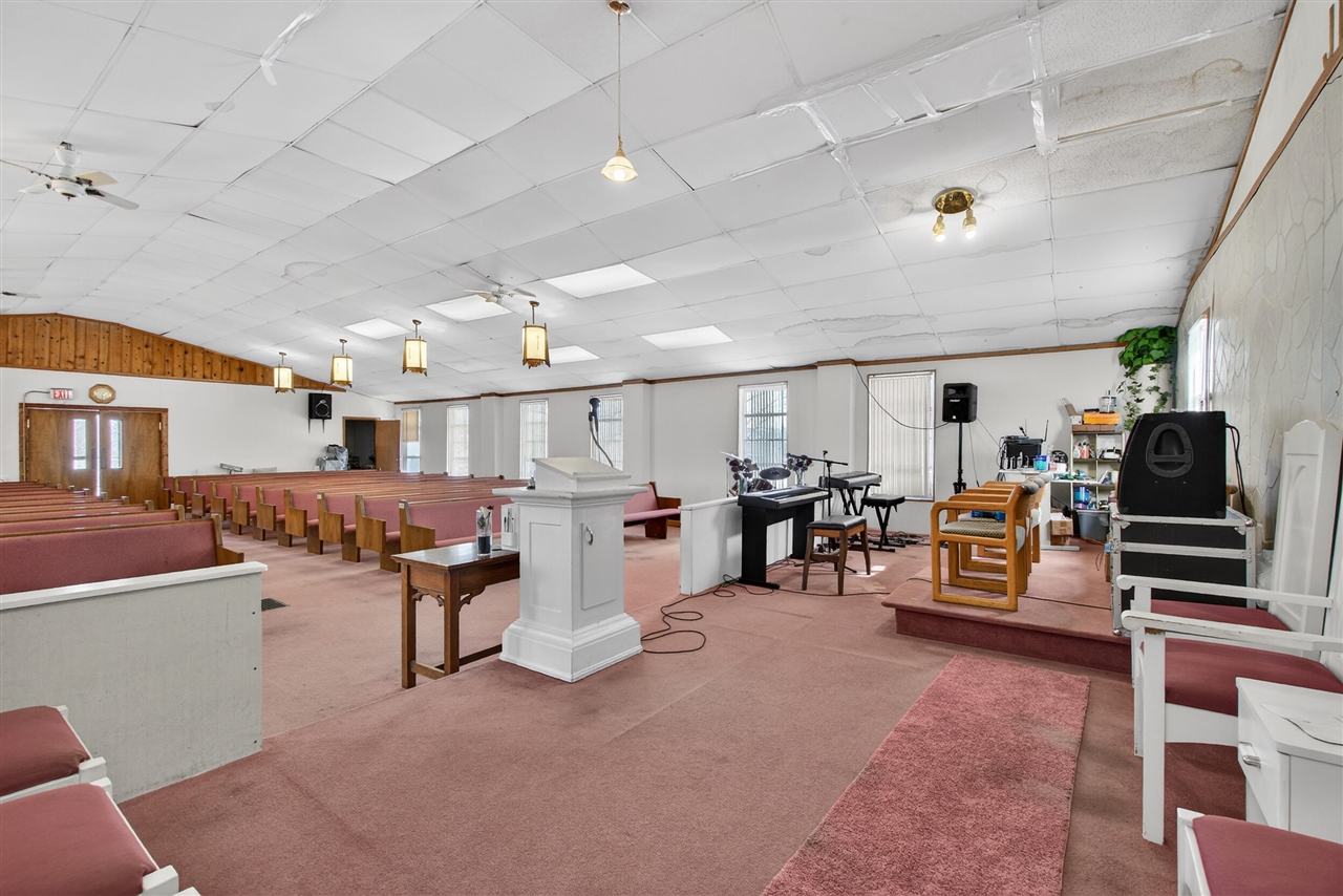 345 E High Street, Jackson, MI, 49203-3262