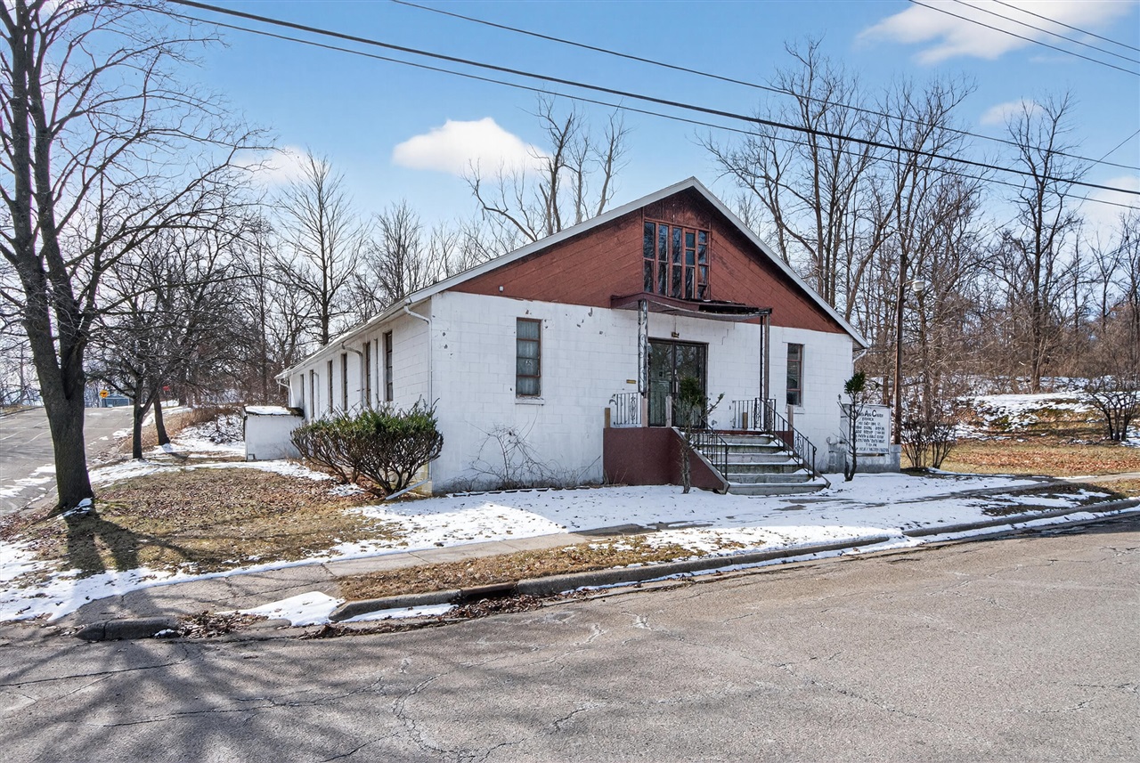 345 E High Street, Jackson, MI, 49203-3262