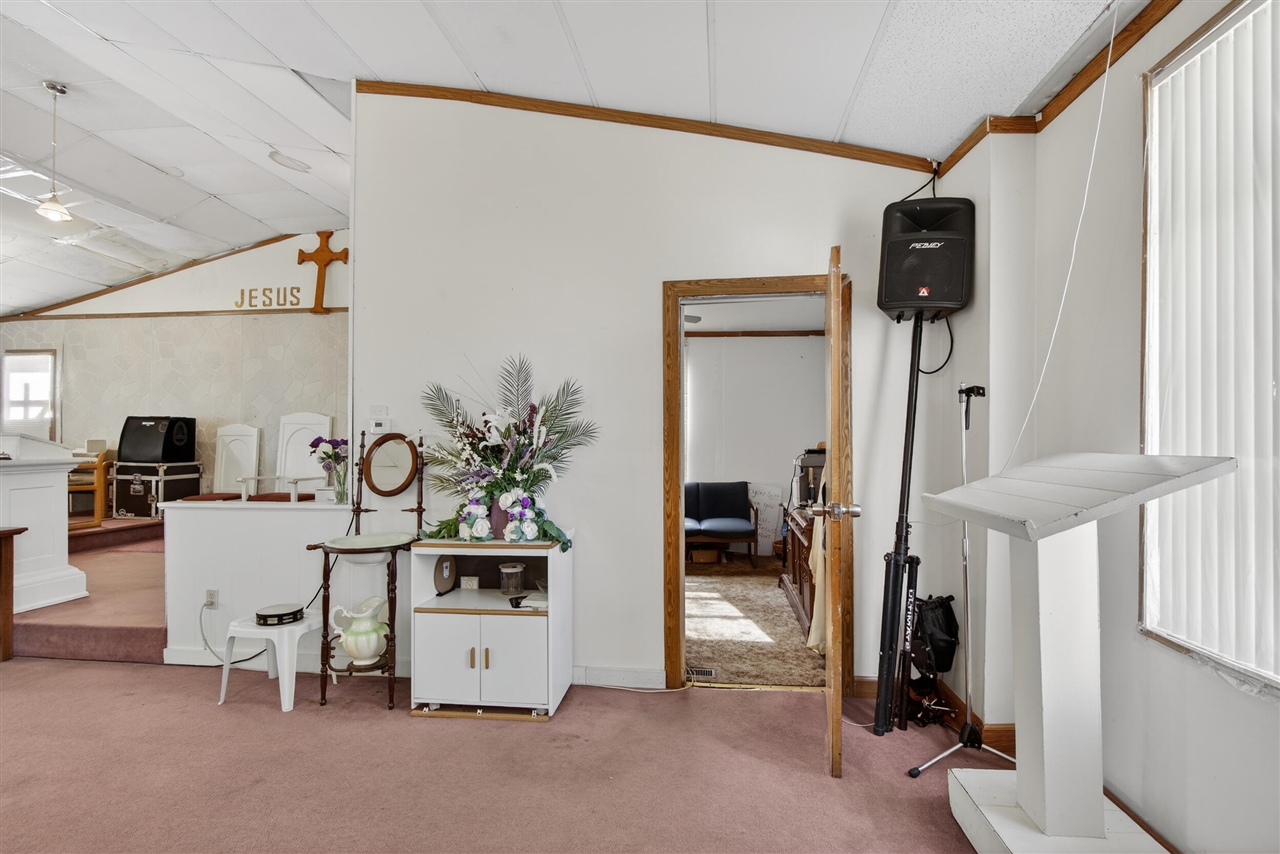 345 E High Street, Jackson, MI, 49203-3262