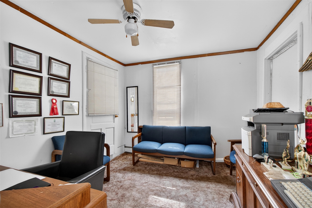 345 E High Street, Jackson, MI, 49203-3262