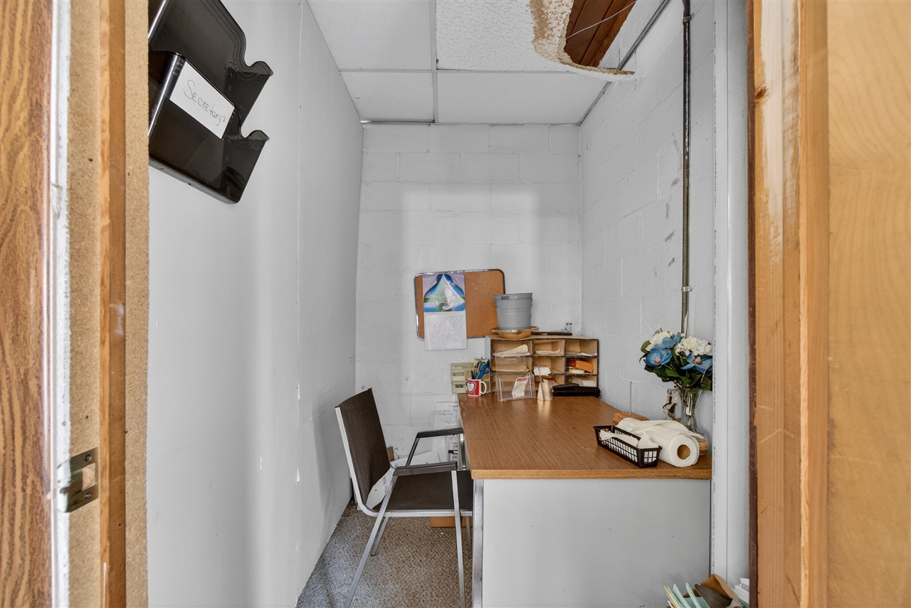 345 E High Street, Jackson, MI, 49203-3262