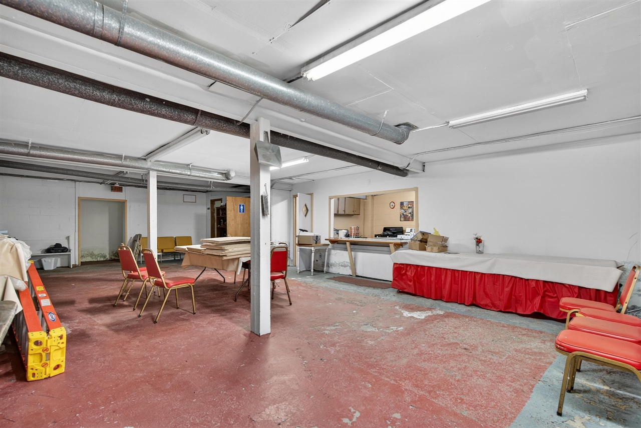 345 E High Street, Jackson, MI, 49203-3262