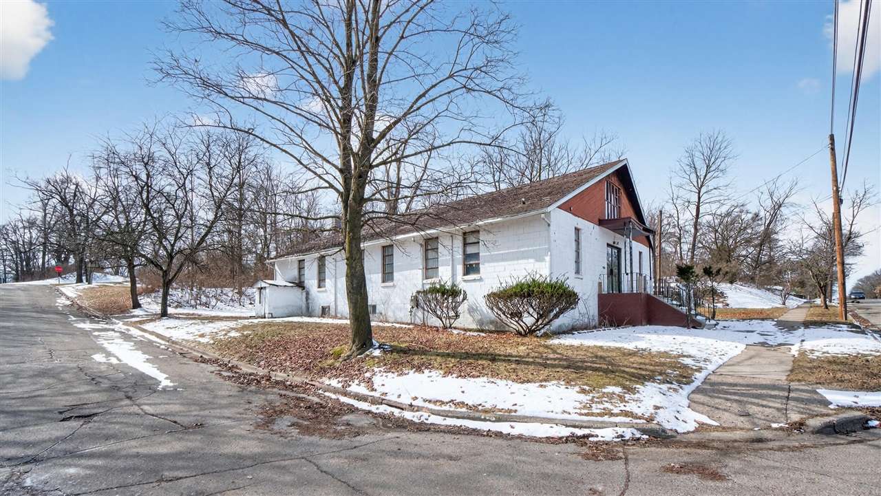 345 E High Street, Jackson, MI, 49203-3262